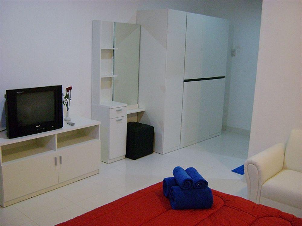 Peter Pan Resort Patong Exteriör bild